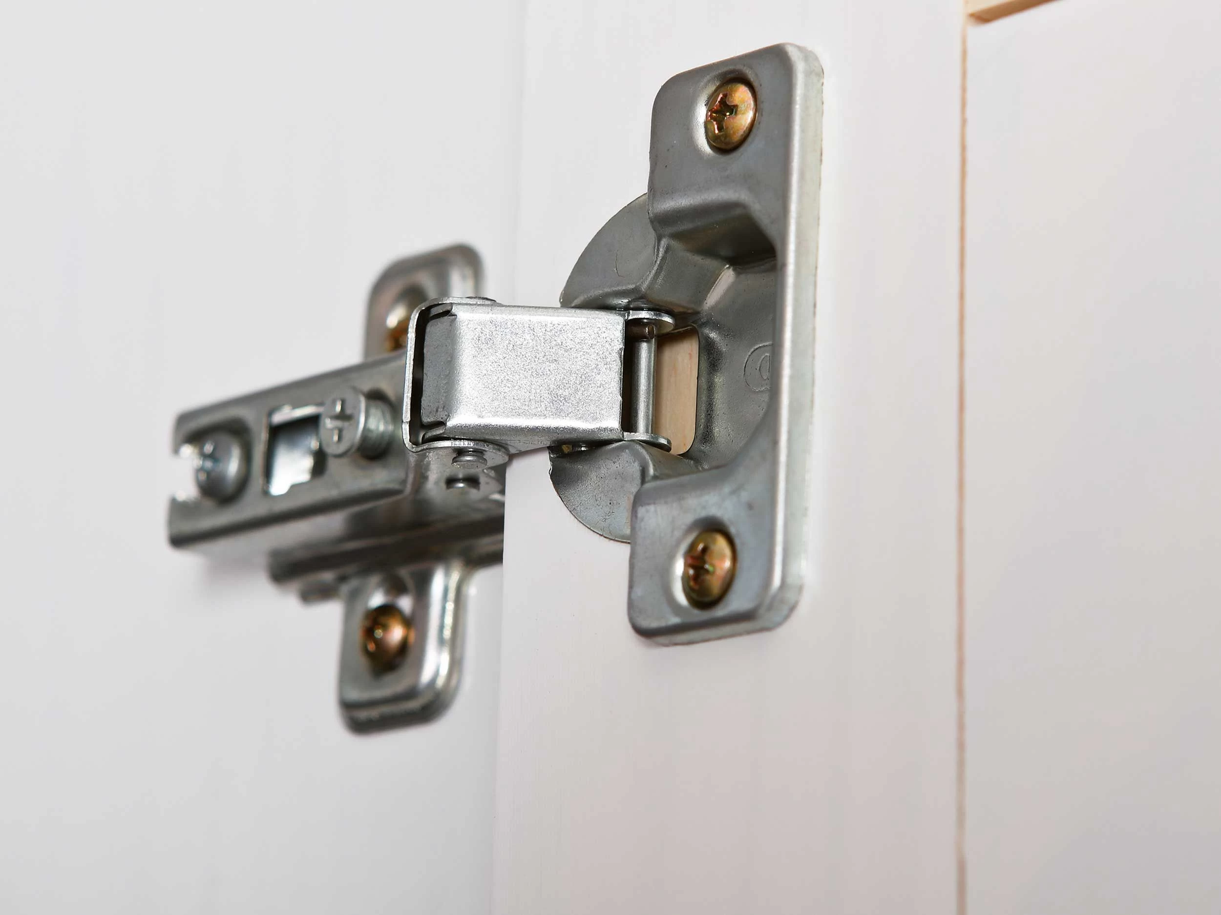 Kledingkast Leon 95cm Met 2 Deuren - Wit 11 Kledingkast Leon 95cm Met 2 Deuren - Wit - Afbeelding 9