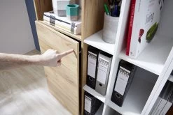 Boeken- En Opbergkast Lloris Met 1 Deur - Wit/eik 15 Boeken- En Opbergkast Lloris Met 1 Deur - Wit/eik -Collectie Slaapkamermeubels 4195 513 det push to open b 9ec4