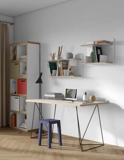 Bureau Flo - Wit/zwarte Pootjes 24 Bureau Flo - Wit/zwarte Pootjes -Collectie Slaapkamermeubels 9500.053214 Flow 140 Pure White Plywood Black Steel 12 2463