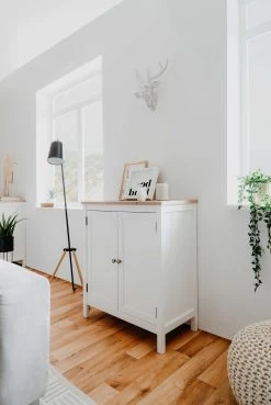 Commode Berge 80cm 2 Deuren - Wit/eik 18 Commode Berge 80cm 2 Deuren - Wit/eik -Collectie Slaapkamermeubels Bergen 1 Halbambiente perspektive a06d