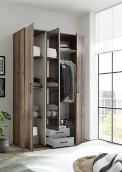 Kledingkast Ellis 120cm Met 3 Deuren 2 Lades & Spiegel - Old Style/beton -Collectie Slaapkamermeubels Chicago KS offen 58 138 X8 0601