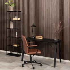 Bureaustoel Flora - Draaibaar, Kantelbaar En Soft Brake - Cognac 17 Bureaustoel Flora - Draaibaar, Kantelbaar En Soft Brake - Cognac -Collectie Slaapkamermeubels Ontwerp zonder titel 2023 10 24T135857.147 ab41